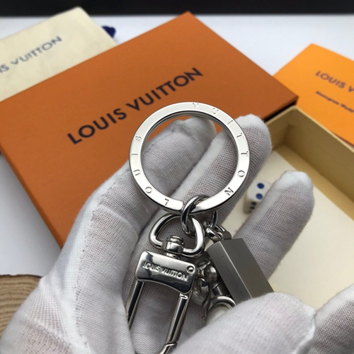 ブランドキーホルダー角部分ディテール